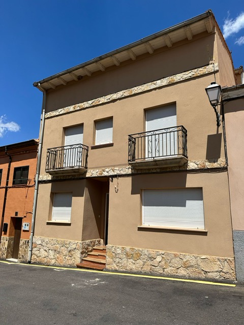 Fachada Casa Rural La Lechuza en El Burgo de Osma